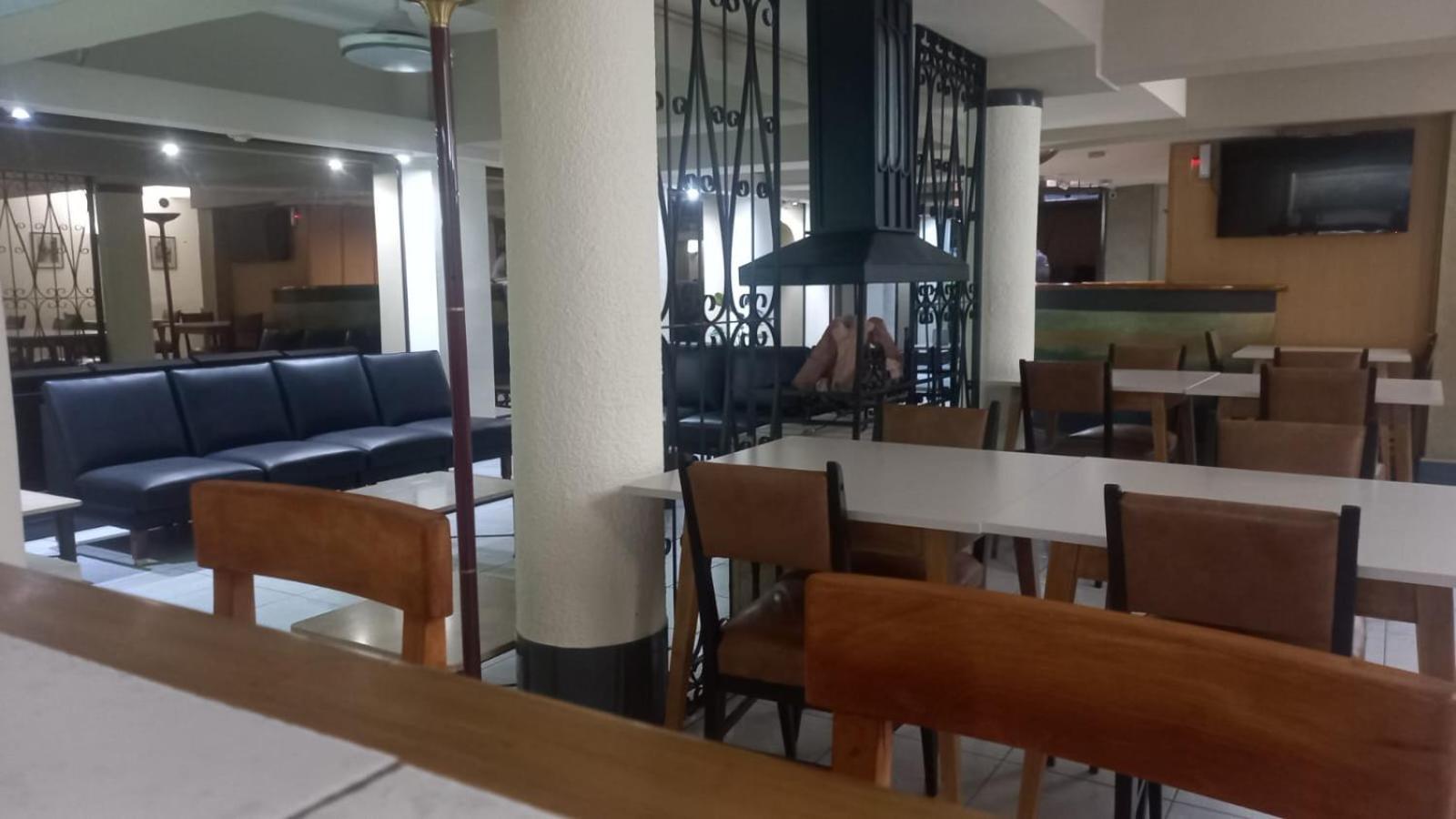 מנדוזה Hotel Milena מראה חיצוני תמונה